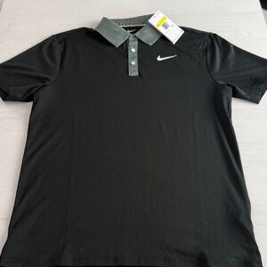 Nike Men's Dark Polo Shirt with Green Collar Size M Golf